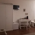 Demivie