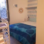 Casa de hóspedes Demivie 3*
