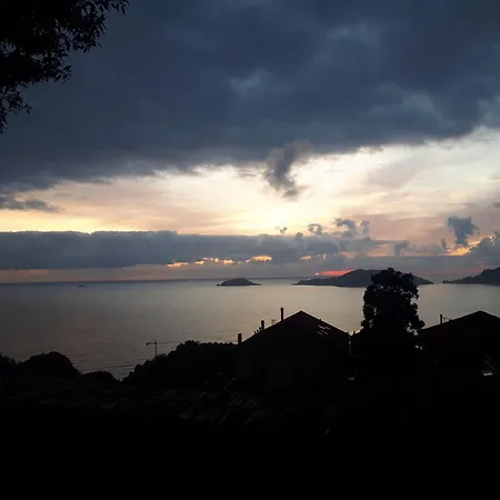 Demivie Lerici